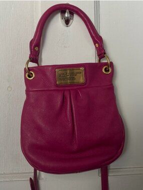 MARC BY MARC JACOBS MINI HILLIE BAG.
